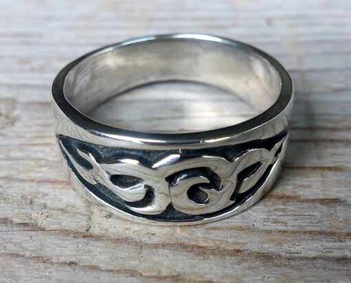 ring tribal