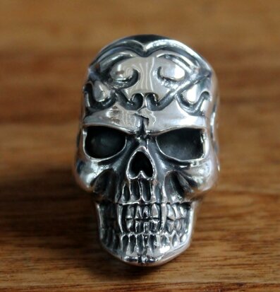 biker ring