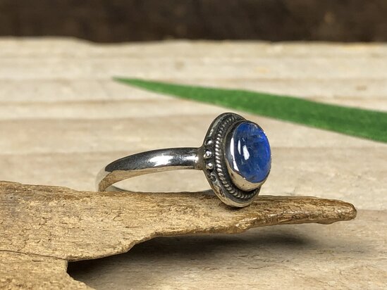 pinkring labradoriet zilver (maat 16)