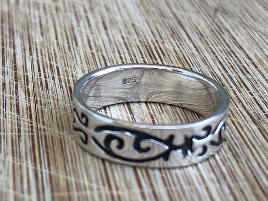 rechte zilveren ring