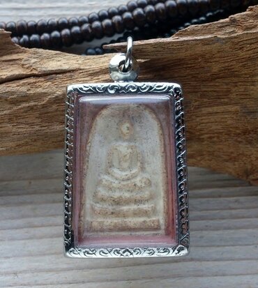 buddha amulet