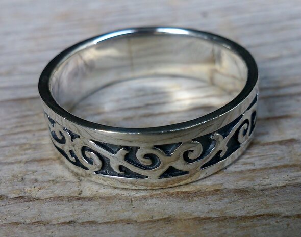 ring met tribal