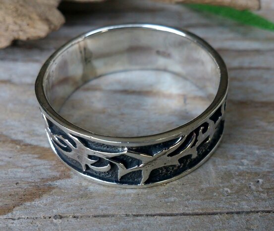 ring met tribal