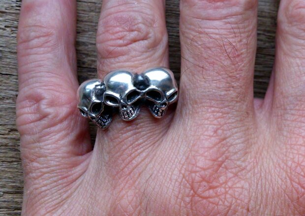 biker ring