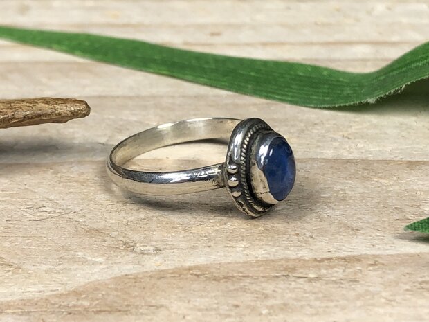 pinkring labradoriet zilver (maat 16)