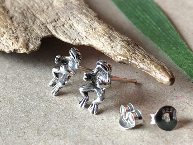 kikker oorbellen zilver