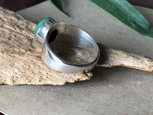 zilveren ring gorne steen maat 16