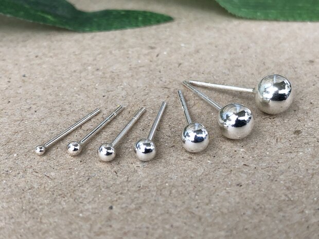 echt zilveren oorstekers gladde bolletjes