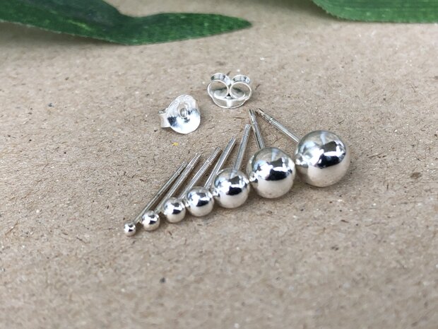 gald bolletje oorbellen