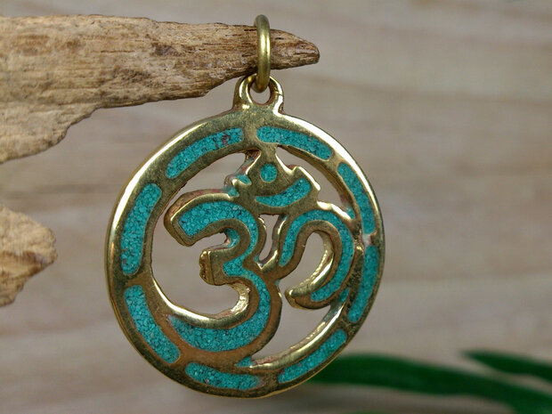 aum turquoise