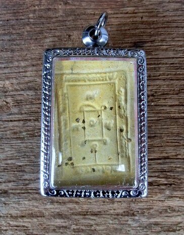 buddha amulet