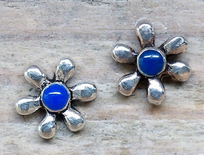 oorknopjes bloem blauw zilver