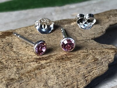 oorknopjes roze zilver Ø 4mm