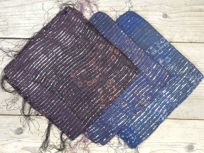 sjaal met print zilver aubergine/blauw