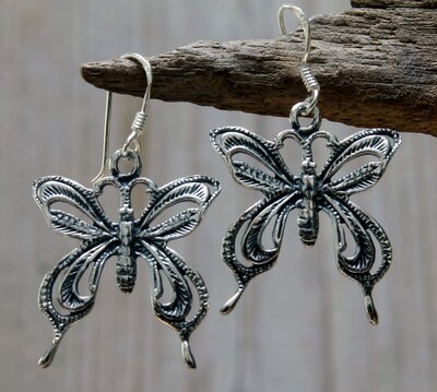 zilveren vlinder oorbellen