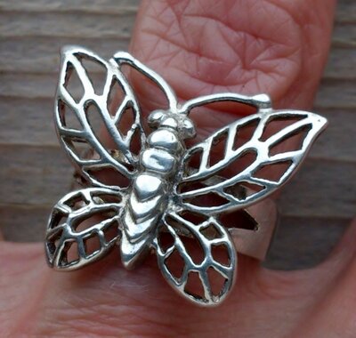 zilveren vlinder ring  (maat 16½ - 17 - 17½)