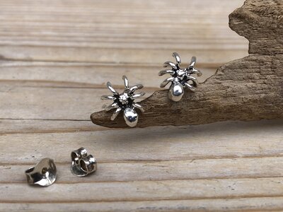 oorknopjes spin zilver