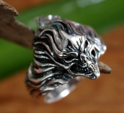 ring skull zilver (maat 17¾)