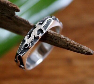 ring tribal zilver (maat 15¾ t/m 21) v.a.