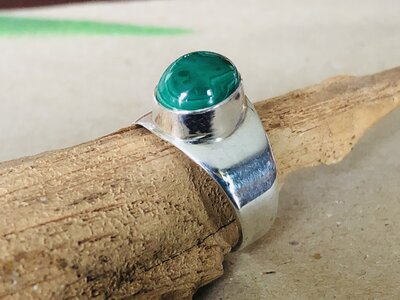 pinkring malachiet zilver (maat 16)