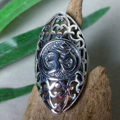 ring aum zilver (maat 16¼ - 19¼)