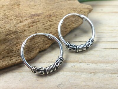 oorringetjes zilver 1,2mm dik Ø 14mm