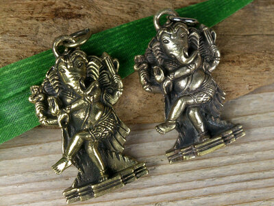 hanger Ganesha