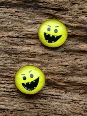 oorknopjes smiley tanden zilver Ø 5mm